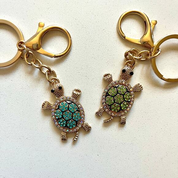 KEYCHAINS: Sea Turtles with Rhinestones, Blue or Green, BUYER CHOOSES 1 - Picture 1 of 4